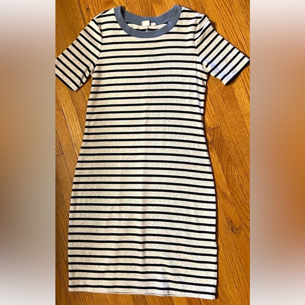 Gap T-Shirt Dress Supima Cotton Modal Grey Navy Stripe EUC Women's Small